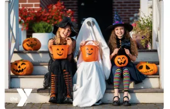 Picture of kids in costumes on halloween.