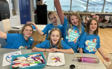  A group of kids at summer camp